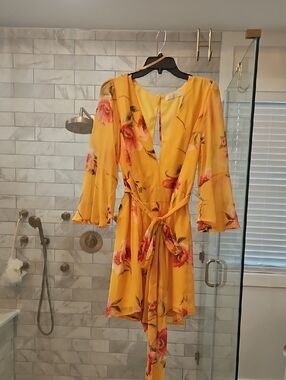 Yellow Floral V-Neck Tie-Waist Romper
